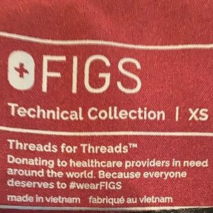 FIGS Women Burgundy Casma Scrub Top